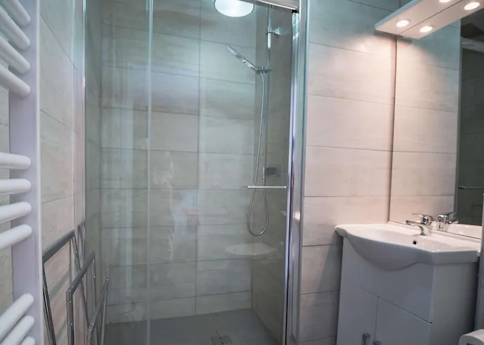 Apartment 8 Pers, Renove, Acces Pistes A - Fr-1-637-89 Val Thorens